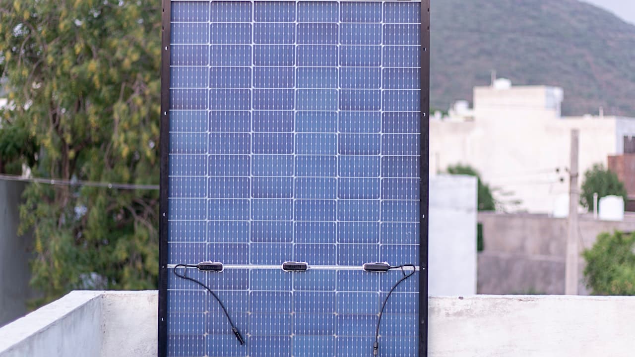 Why Monocrystalline Panels Are the Standard Choice